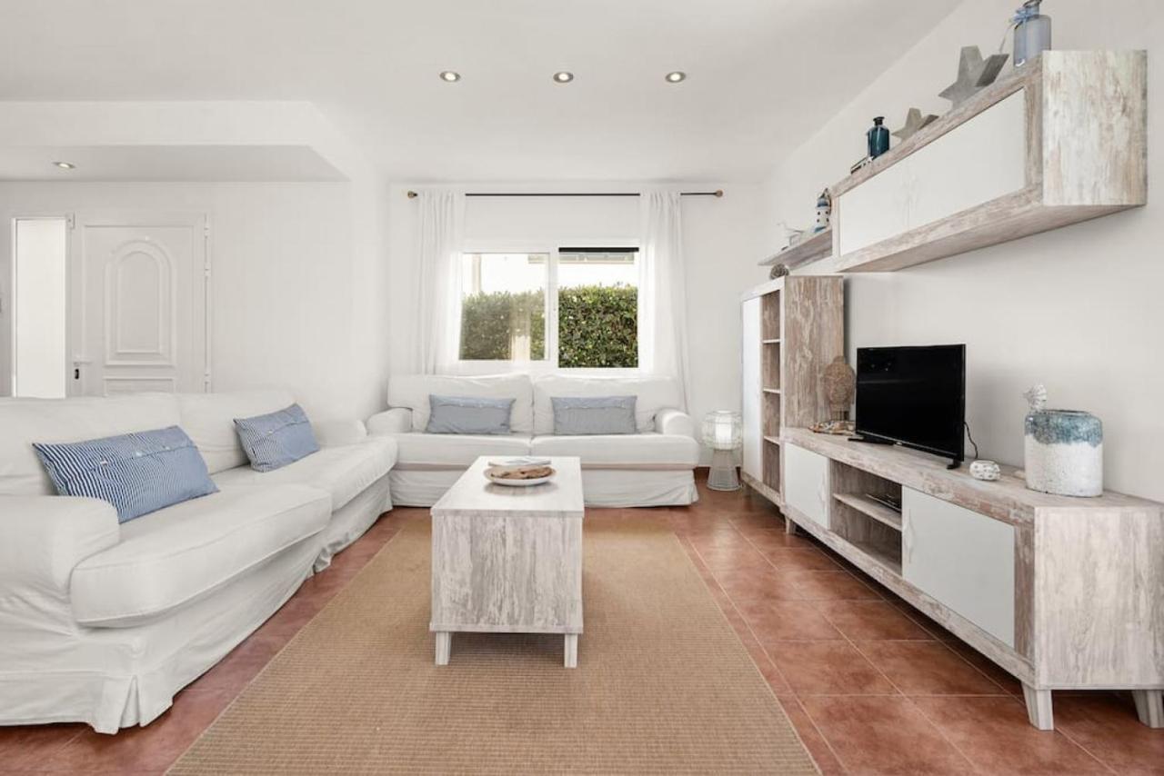 Villa Santa Helena Es Mercadal Εξωτερικό φωτογραφία